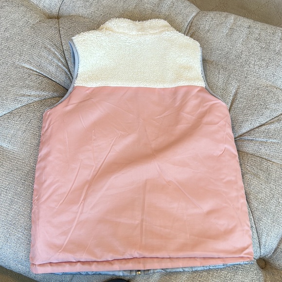 Reversible Vest - Picture 2 of 6